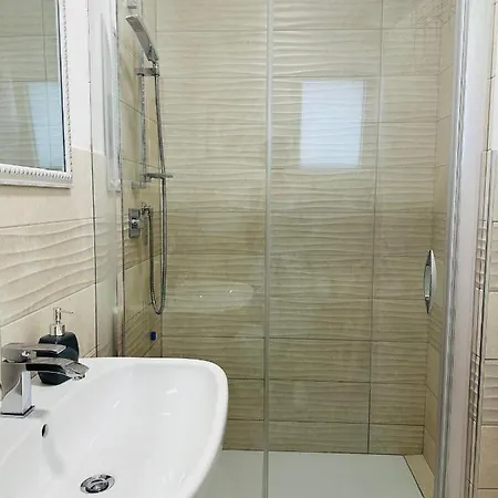 La Perla 3*